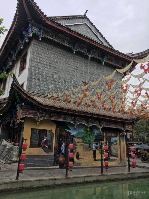 黄发集团:在新时代高质量发展大潮中走在前